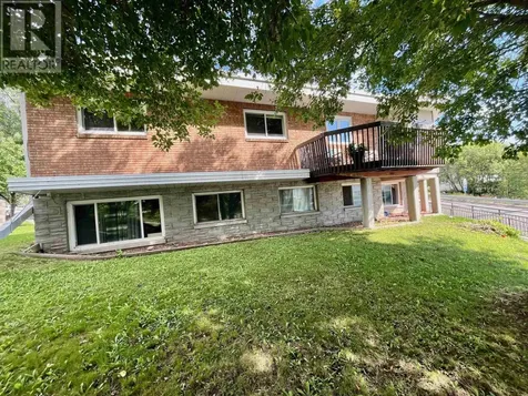 3 King Street Dryden ON P8N 1B2