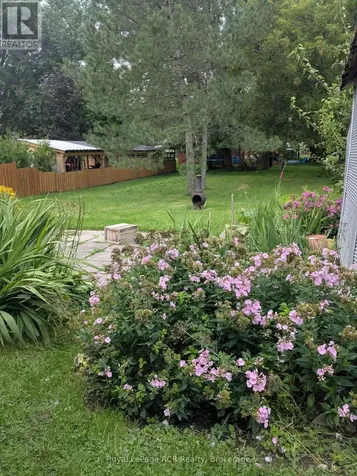 616 9th Avenue Hanover ON N4N 2M8