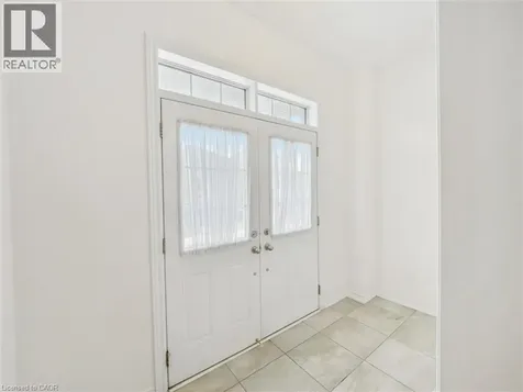 6 Bannister Road Barrie ON L9J 0L4