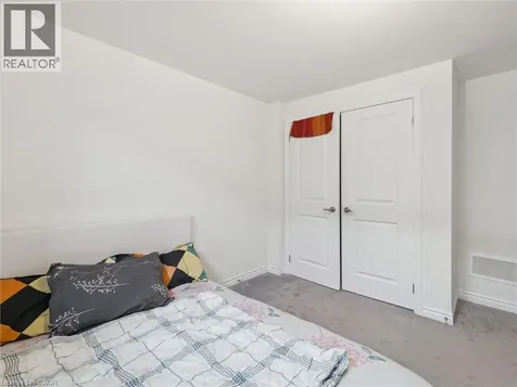 6 Bannister Road Barrie ON L9J 0L4