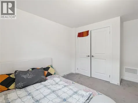 6 Bannister Road Barrie ON L9J 0L4