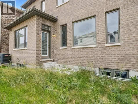 6 Bannister Road Barrie ON L9J 0L4