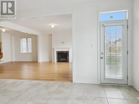 6 Bannister Road Barrie ON L9J 0L5