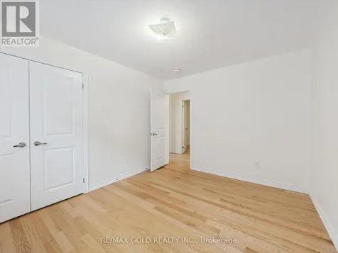 6 Bannister Road Barrie ON L9J 0L5