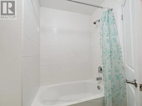 6 Bannister Road Barrie ON L9J 0L5