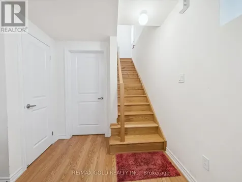 6 Bannister Road Barrie ON L9J 0L5