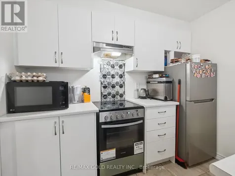6 Bannister Road Barrie ON L9J 0L5