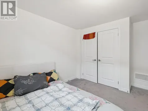 6 Bannister Road Barrie ON L9J 0L5