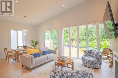 102 Goldie Court Blue Mountains ON N0H 1J0