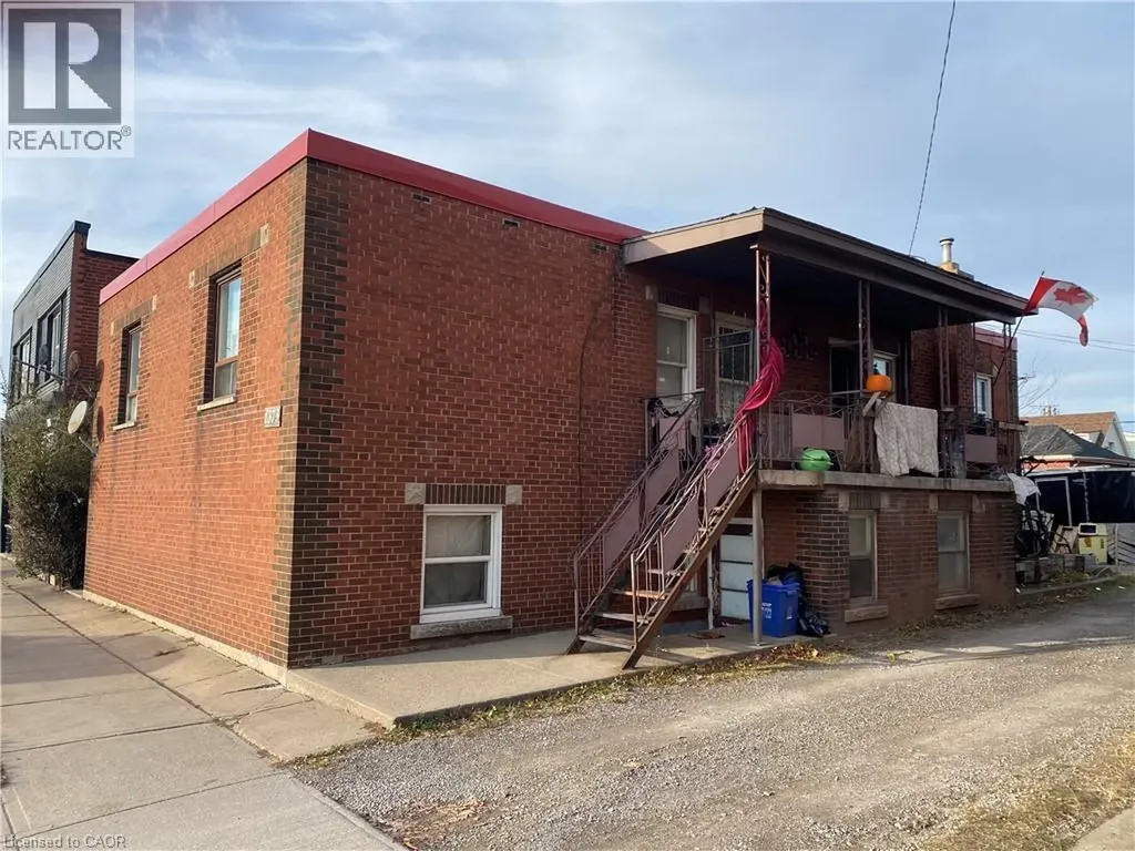 1373 Barton Street East Hamilton ON L8H 2W4