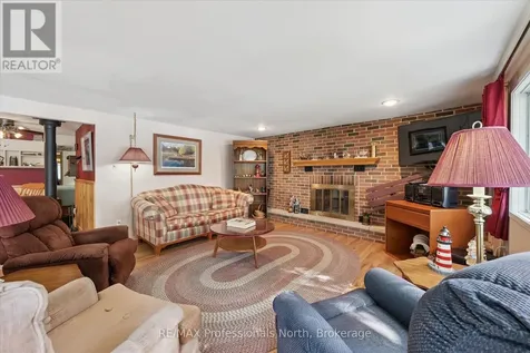 166 Lakeview Avenue Kearney ON P0A 1M0