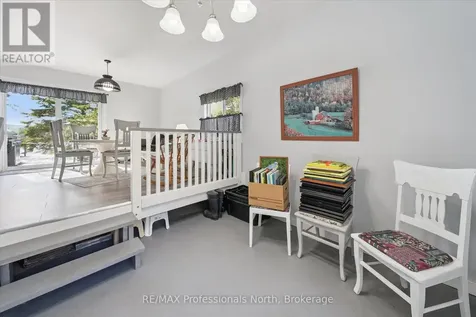 166 Lakeview Avenue Kearney ON P0A 1M0