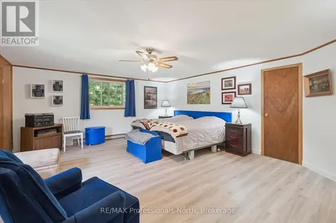 166 Lakeview Avenue Kearney ON P0A 1M0