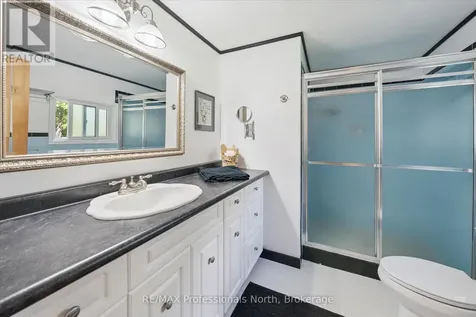 166 Lakeview Avenue Kearney ON P0A 1M0