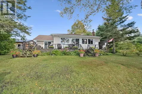 166 Lakeview Avenue Kearney ON P0A 1M0