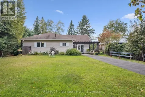166 Lakeview Avenue Kearney ON P0A 1M0