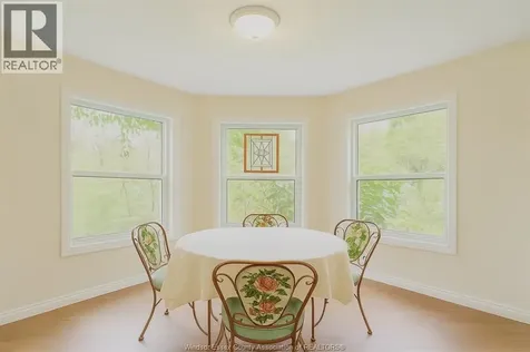 761 East West Road Pelee Island ON N0R 1M0
