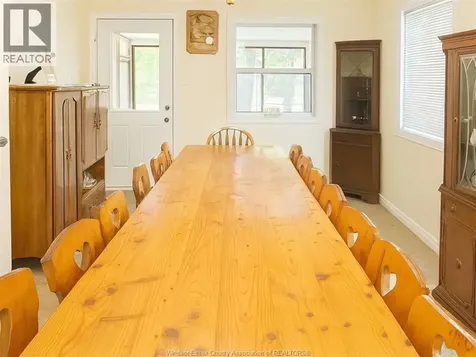 761 East West Road Pelee Island ON N0R 1M0