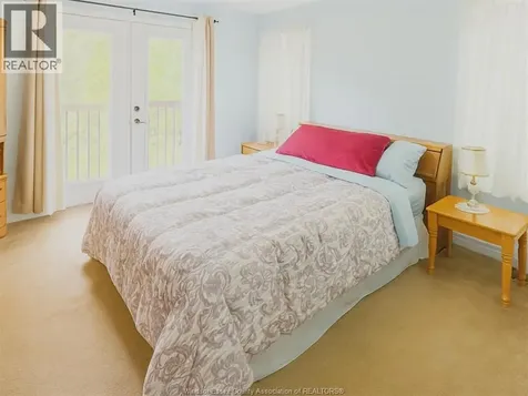 761 East West Road Pelee Island ON N0R 1M0