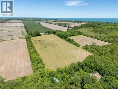 761 East West Road Pelee Island ON N0R 1M0