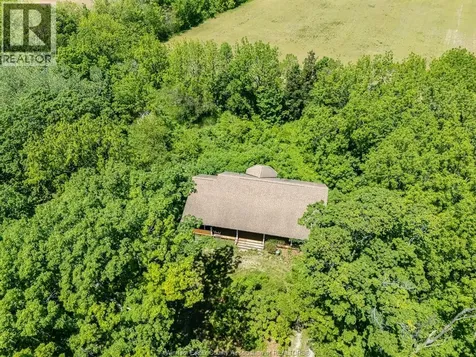 761 East West Road Pelee Island ON N0R 1M0