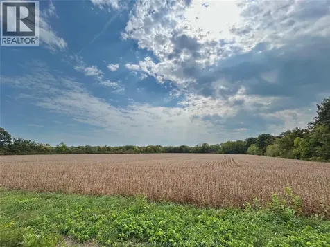 761 East West Road Pelee Island ON N0R 1M0