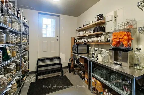8 Sykes Street North Meaford ON N4L 1V6