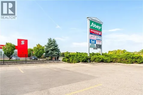 320 Colborne Street West Brantford ON N3T 1M2