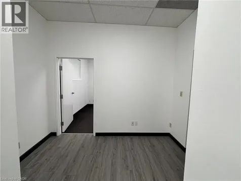 3070 Mainway Burlington ON L7M 3X1