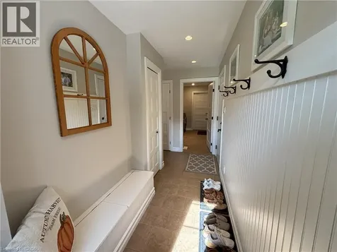 22 Gordon Road Tiny ON L0L 2T0