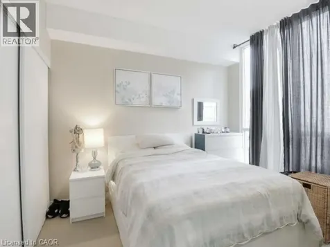 223 Webb Drive Mississauga ON L5B 0E8