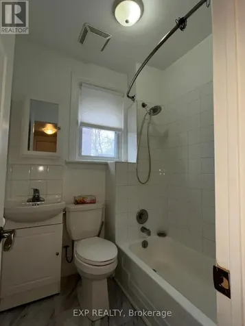 446 Cambridge Street South Ottawa ON K1S 4H7