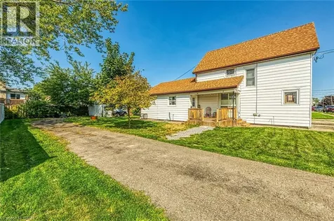 526 Steele Street Port Colborne ON L3K 4Y3