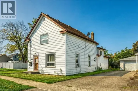 526 Steele Street Port Colborne ON L3K 4Y3
