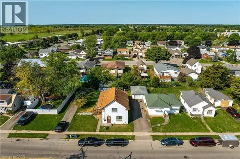 526 Steele Street Port Colborne ON L3K 4Y3