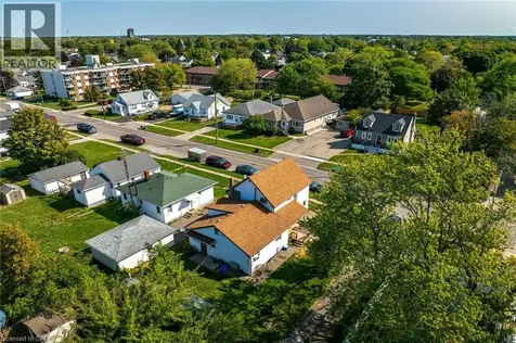 526 Steele Street Port Colborne ON L3K 4Y3