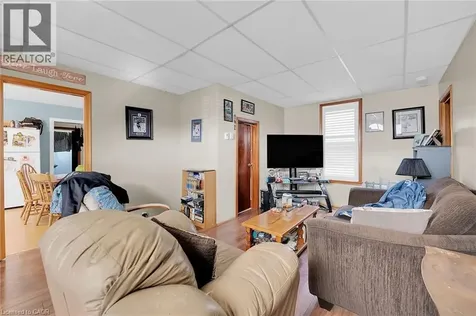 526 Steele Street Port Colborne ON L3K 4Y3