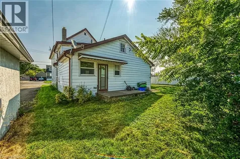 526 Steele Street Port Colborne ON L3K 4Y3