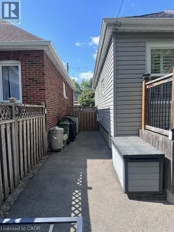 84 Barons Avenue North Hamilton ON L8H 5A4