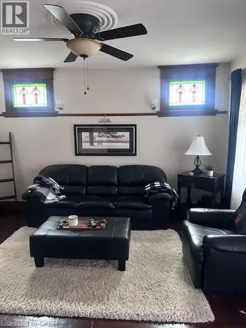 84 Barons Avenue North Hamilton ON L8H 5A4