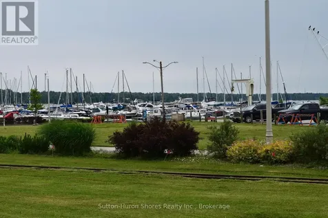 95 Mcvicar Street Saugeen Shores ON N0H 2C0