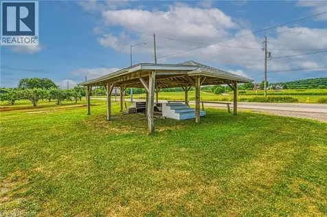 5581 King Street Beamsville ON L0R 1B3