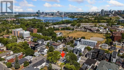 104 Carruthers Avenue Ottawa ON K1Y 1N5
