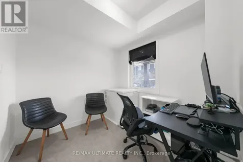 38 Silo Mews Barrie ON L9J 0V3