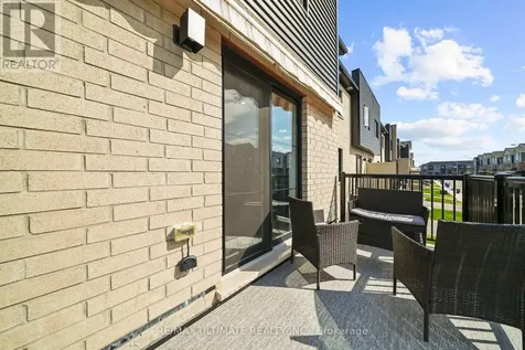 38 Silo Mews Barrie ON L9J 0V3