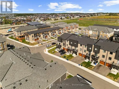 38 Silo Mews Barrie ON L9J 0V3