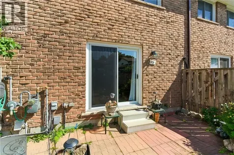 145 Rice Avenue Hamilton ON L9C 6R3