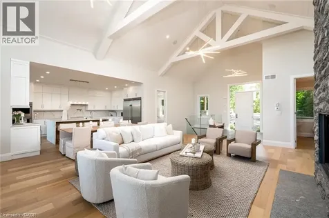 1052 Walton Avenue North Perth ON N4W 3S2