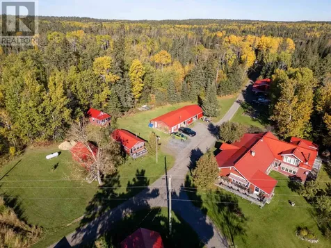202 Lakeshore Drive Vermilion Bay ON P0V 2V0