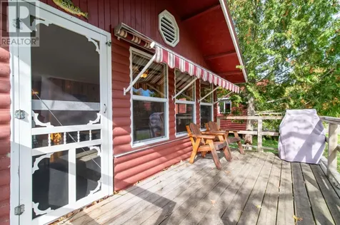 202 Lakeshore Drive Vermilion Bay ON P0V 2V0